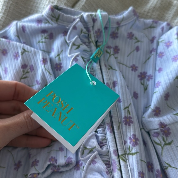 Posh peanut onesie - Picture 2 of 6